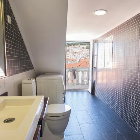 Santa Justa Elevator Apartment Lissabon
